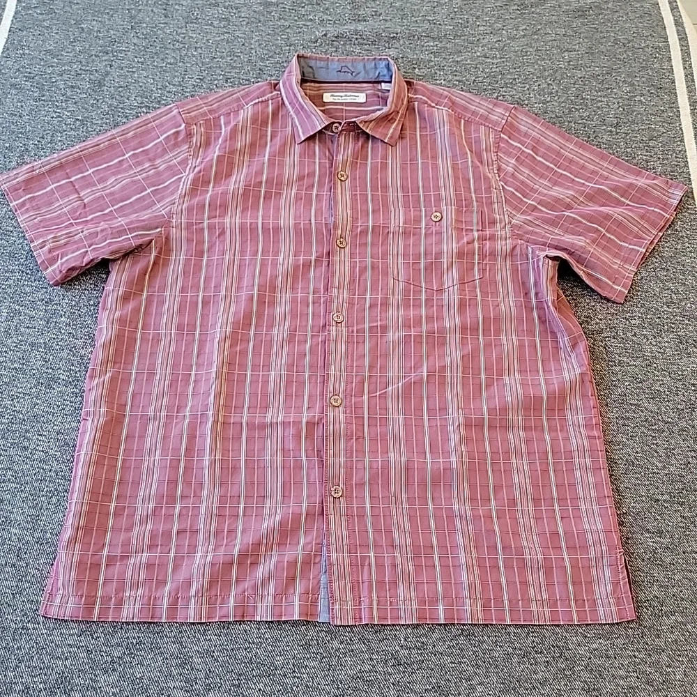 Tommy Bahama Shirt Men's XL Purple‎ Coconut Point Button Up Short Sleeve Pocket